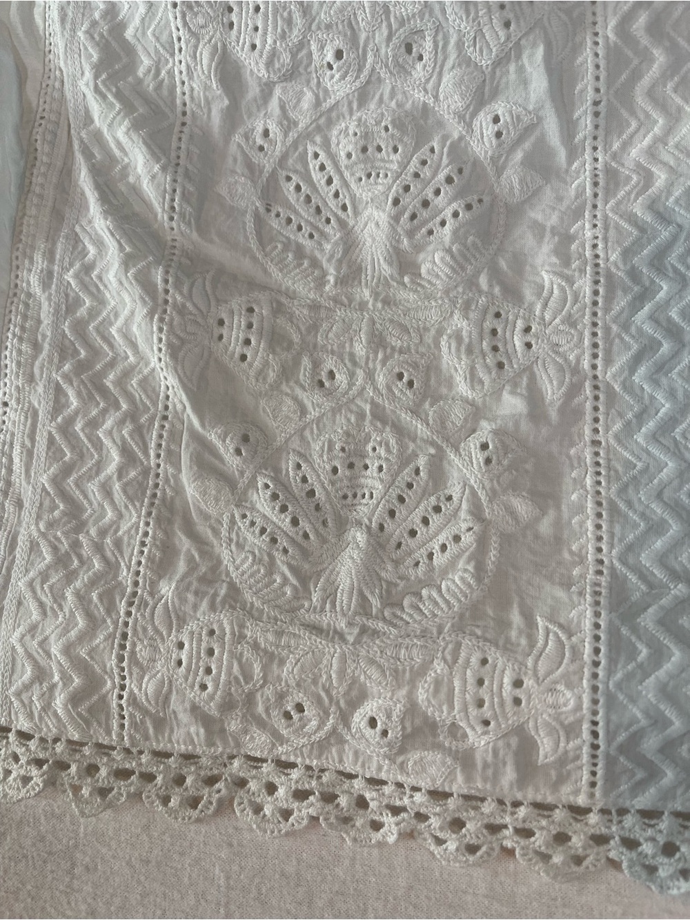 Democracy White Eyelet Lace Trim Boho Tank Women’s Size L - Picture 2 of 9